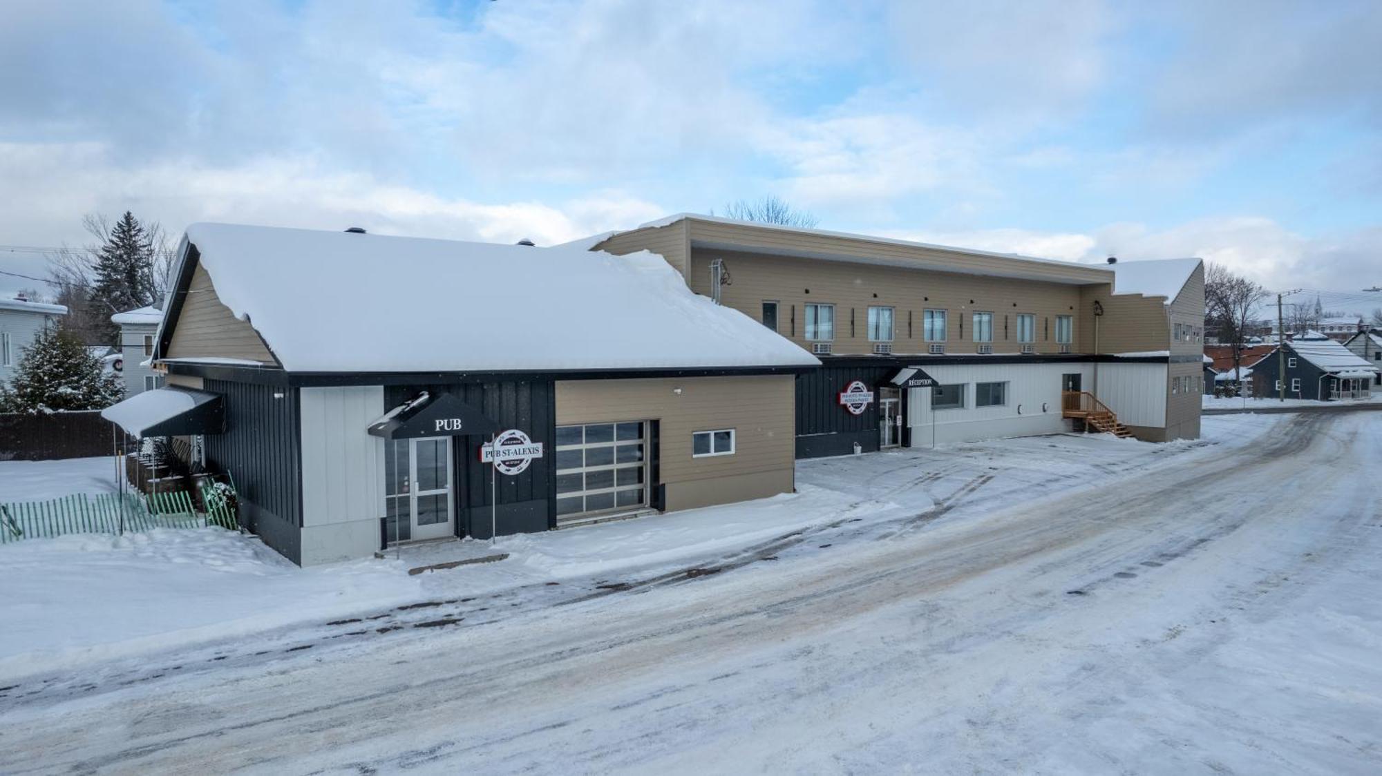 Hotel St-Alexis Saint-Raymond Buitenkant foto