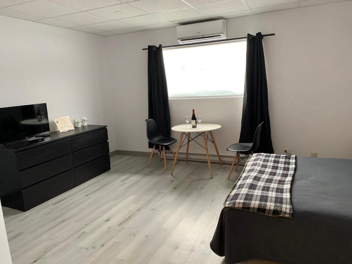Hotel St-Alexis Saint-Raymond Buitenkant foto