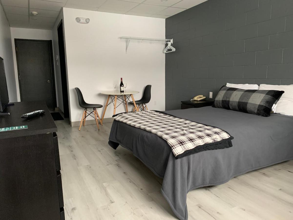 Hotel St-Alexis Saint-Raymond Buitenkant foto